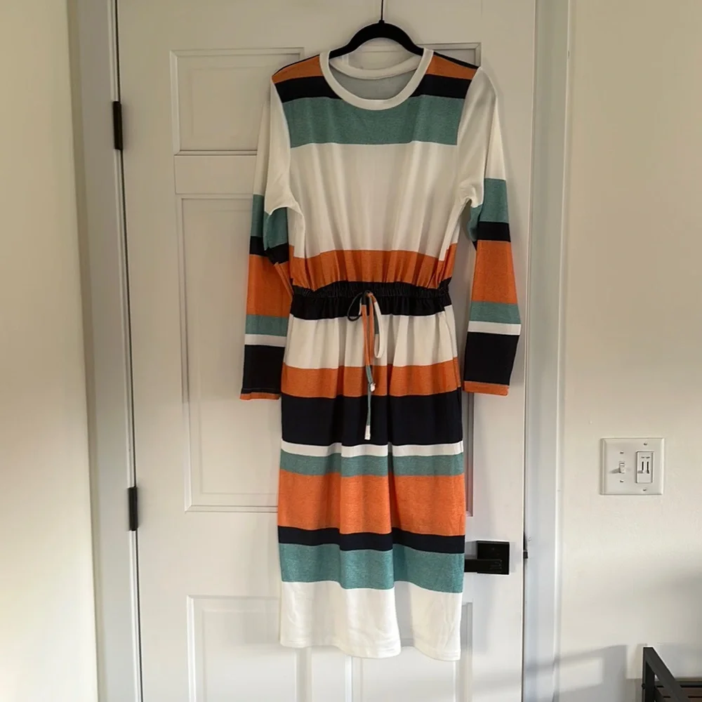 Multicolor Block Drawstring Waist Long Sleeve Midi Dress - Picture 2 of 3